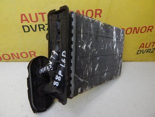 Радиатор обогревателя 1.6D 1H1819031A Volkswagen Passat B3 1988 - 1993 1H1819031A фото