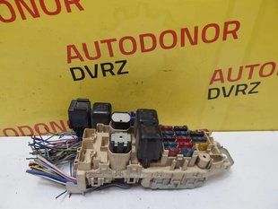 Блок запобіжників 8264120110 Toyota Carina II 1988 - 1992 8264120110 фото