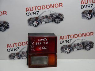 Ліхтар задній правий кришки багажника Hyundai Sonata 1991 - 1993 2413001 фото