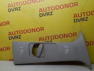 Накладка стійки права верхня 3M51R24582AJW Ford C-Max 2003 - 2010 3M51R24582AJW фото