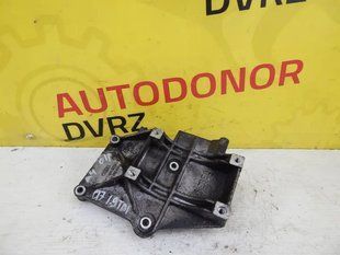 Кронштейн кріплення кондиціонера 1.9D 028260885A Audi A4 1996 - 2001 028260885A фото