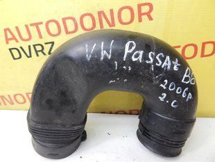 Air intake 2.0D 1K0129618B0 Volkswagen Passat B6 2005 - 2010