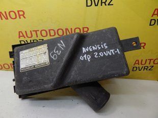 Корпус воздушного фильтра 2.0VVT-1 4608412929 Toyota Avensis 1998 - 2003 4608412929 фото