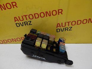 Блок предохранителей 2.0B 9184134000 Hyundai Sonata 1993 - 1998 9184134000 фото