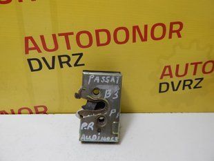 Замок передніх правих дверей 443837016E Audi 100 1982 - 1991 443837016E фото