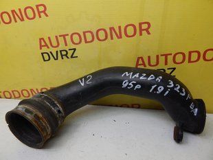 Патрубок повітряного фільтра Mazda 323F 1994 - 1998 2166124 фото