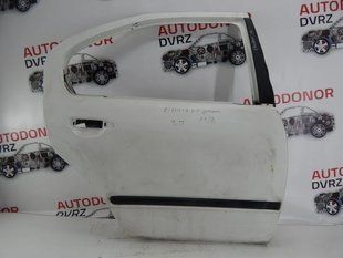 Door rear right hatchback white to facelift Nissan Primera 1996 - 1999