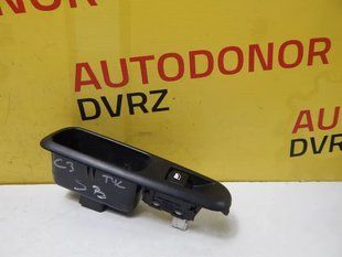 Кнопка ввімкнення заднього склопідйомника 96762292ZD Citroen C3 2016 - 2020 96762292ZD фото
