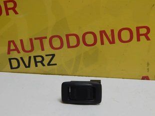 Кнопка ввімкнення склопідйомника GE4T6638065 Mazda 626 1997 - 2002 GE4T6638065 фото