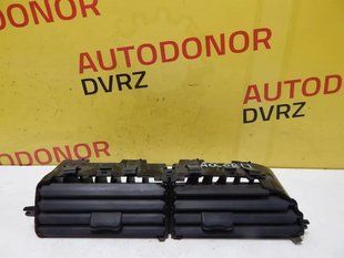 Дефлектор центр 77202SV4A030 Honda Accord 1993 - 1998 77202SV4A030 фото