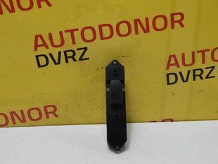Кнопка ввімкнення склопідйомника MR194830 Mitsubishi Colt 1996 - 2003 MR194830 фото