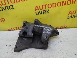 Кронштейн компресора кондиционера 2.0TD4 11162247711 Land Rover Freelander 1997 - 2006 11162247711 фото
