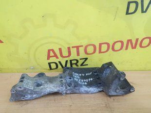 Bracket alternator 1.6B Volkswagen Golf IV 1997 - 2003