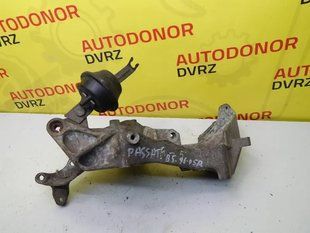 Bracket alternator 1.8B Volkswagen Passat B5 1996 - 2000